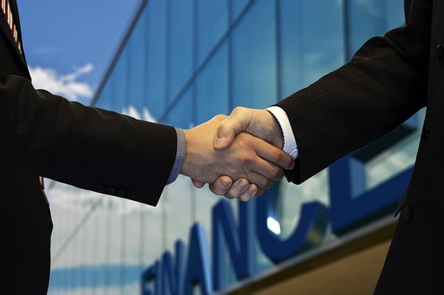 shaking-hands-company-office